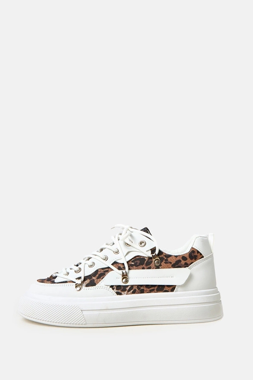 Valged platvormi tossud... Valged platvormi tossud...