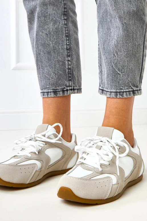 Valge-beez sportlikud jalanõud... Valge-beez sportlikud jalanõud...