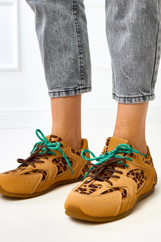 Leopardimustrilised sportlikud... Leopardimustrilised sportlikud...