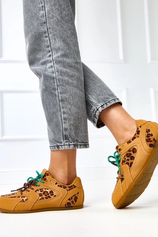 Leopardimustrilised sportlikud... Leopardimustrilised sportlikud...