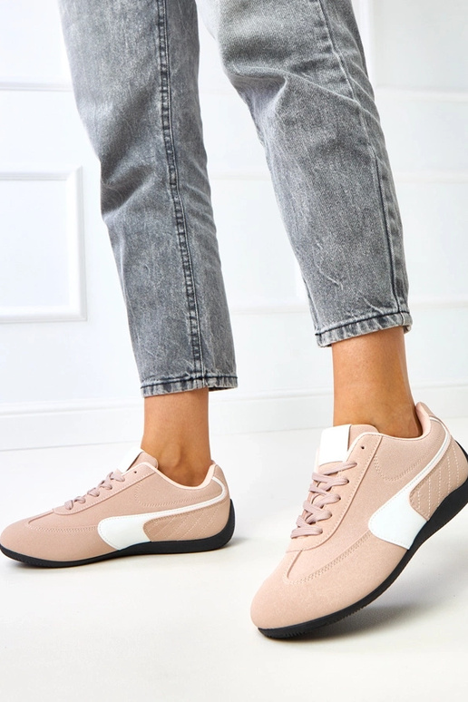 Roosad sportlikud jalanõud valge... Roosad sportlikud jalanõud valge...