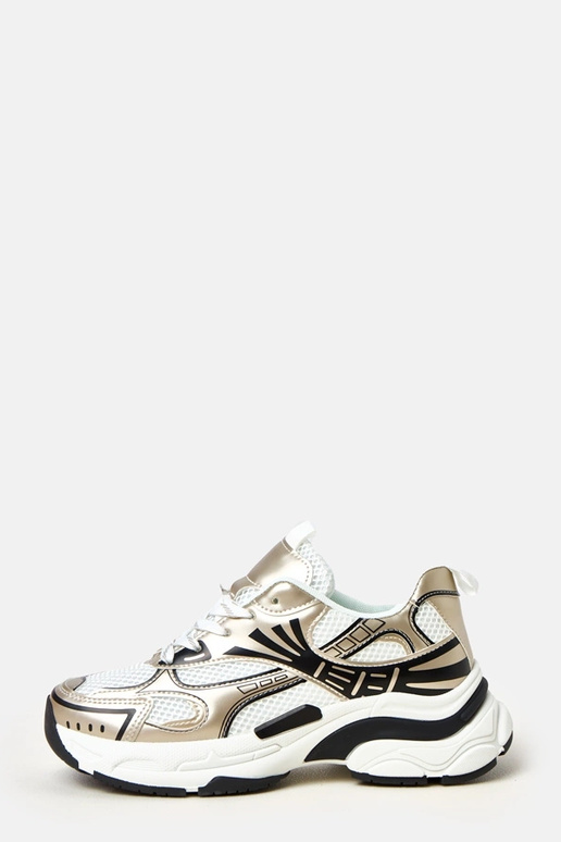 Kuldseid sportlikud jalanõud... Kuldseid sportlikud jalanõud...