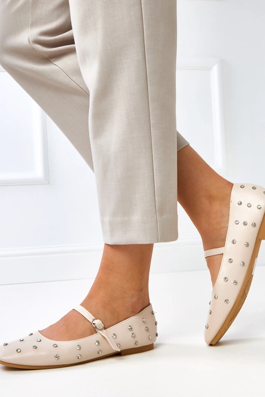 Kreemivärvi baleriinad kristallidega...