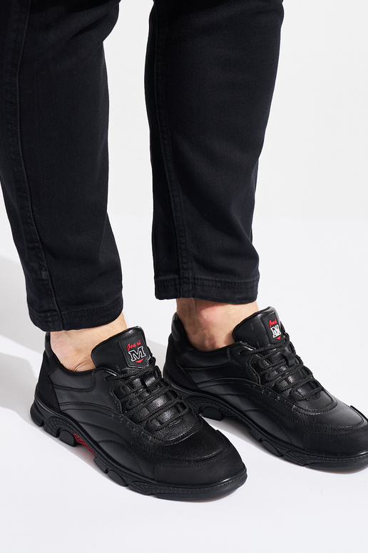 Mustade värvi spordijalatsid meestele