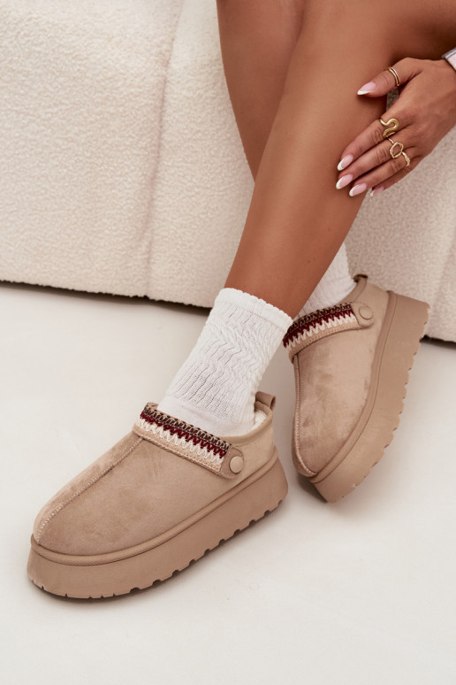 nööpidega lumesaapad Pealiste madaladRuchomym Triibudem I Haftem platvormiga Elevandiluu värvi Lyrisse nööpidega lumesaapad Pealiste madaladRuchomym Triibudem I Haftem platvormiga Elevandiluu värvi Lyrisse