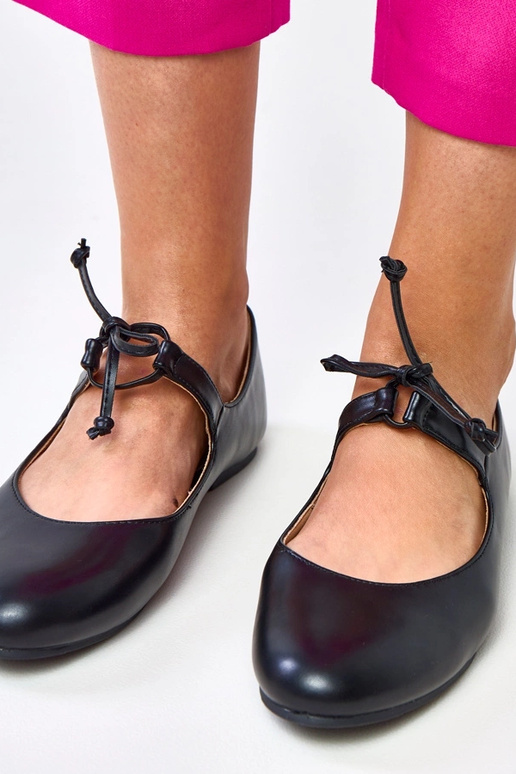 Mustad baleriinad, mis on seotud...