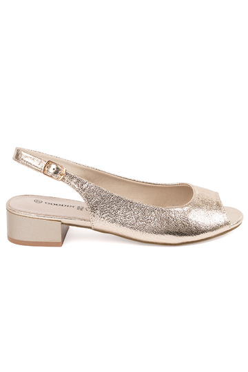 Kuldne värv sandaalid... 2