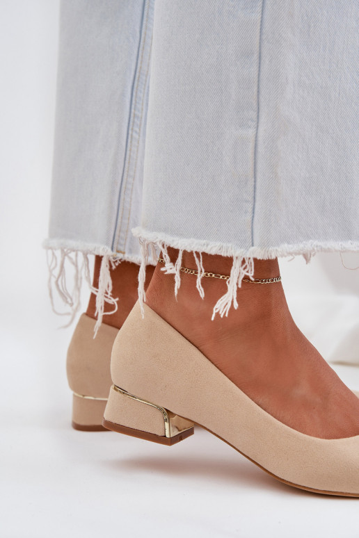 Kingad Sellel ondala kontsaga I Szpiczastymi Noskami beeži värvi Terilara Kingad Sellel ondala kontsaga I Szpiczastymi Noskami beeži värvi Terilara