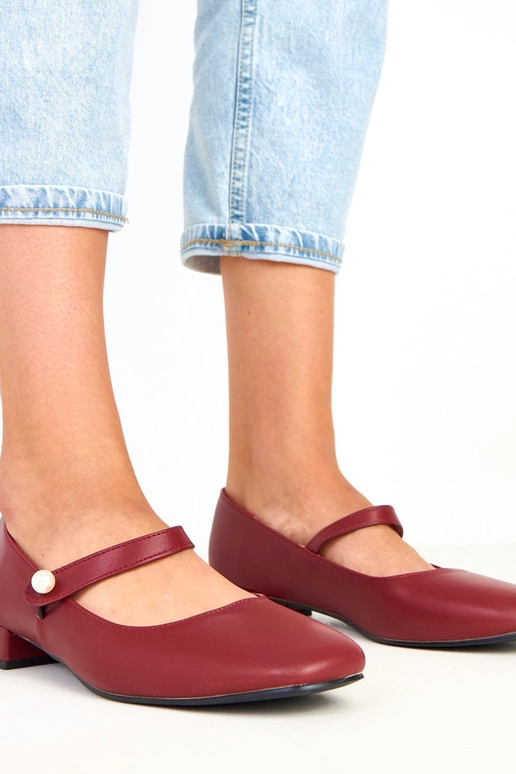 Bordo kõrged kontsad postamentkannaga... Bordo kõrged kontsad postamentkannaga...