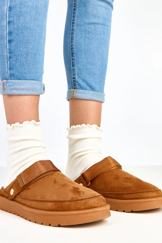 Miluska pruunid sandaalid kleepsuga Miluska pruunid sandaalid kleepsuga