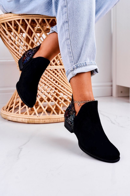 Pealiste poolsaapad Sellel onciejka msuud lilledega 04091-57