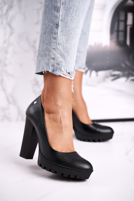 Pealhk Kingad kõrge jämeda kontsaga Sellel onciejka 02629-01 msuud Pealhk Kingad kõrge jämeda kontsaga Sellel onciejka 02629-01 msuud