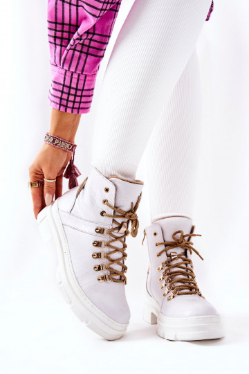 Pealhk voodriga Pealiste poolsaapad Valget-beeži värvi Brescia