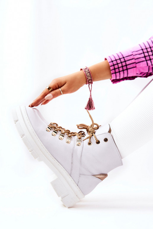 Pealhk voodriga Pealiste poolsaapad Valget-beeži värvi Brescia Pealhk voodriga Pealiste poolsaapad Valget-beeži värvi Brescia