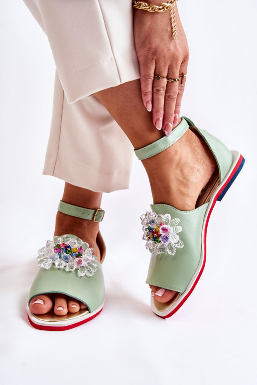 Pealiste omad Pealhk sandaalid kaunistustega Rohelist värvi Nevassa