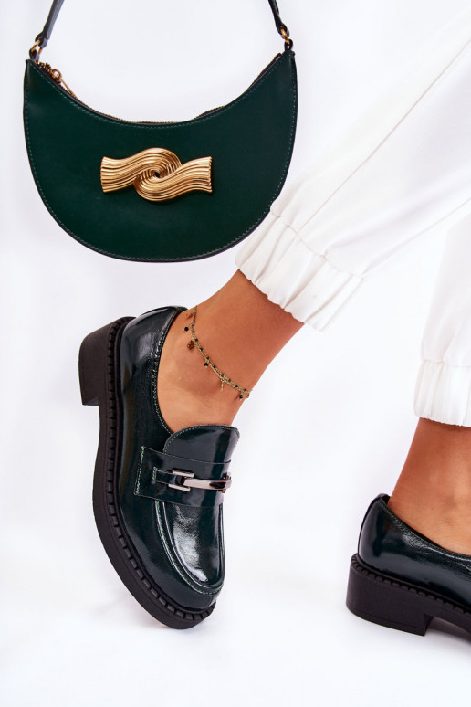 Laque jalatsid Hõbedase kaunistusega Rohelist värvi Lemar Hestill Laque jalatsid Hõbedase kaunistusega Rohelist värvi Lemar Hestill