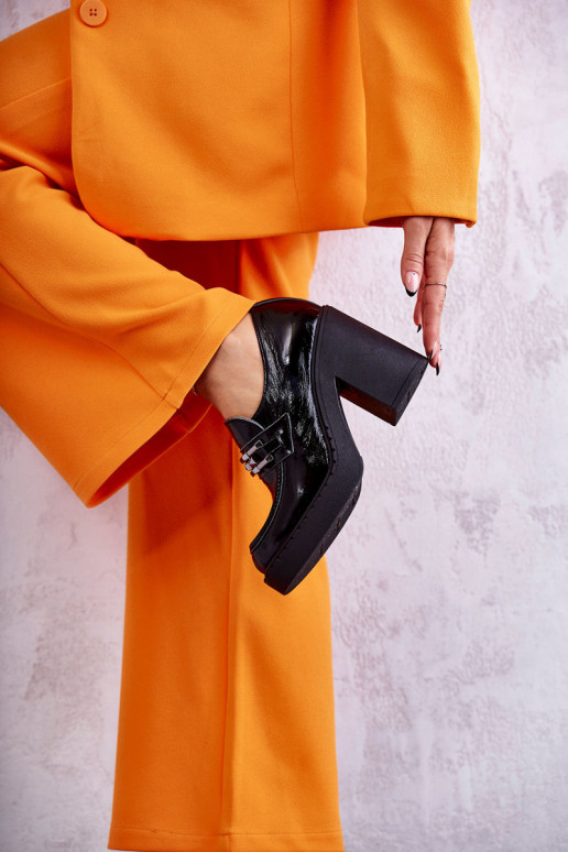 Laque jalatsid Sellel onssiivsel poolusel msuud Lemar Jaime Laque jalatsid Sellel onssiivsel poolusel msuud Lemar Jaime