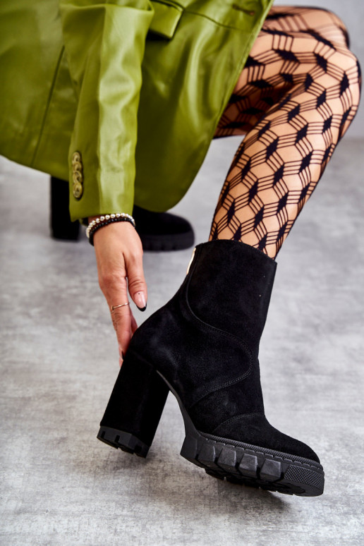 Seemisnahast kingad kõrge jämeda kontsaga msuud Elia Seemisnahast kingad kõrge jämeda kontsaga msuud Elia