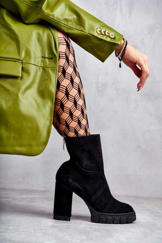 Seemisnahast kingad kõrge jämeda kontsaga msuud Elia Seemisnahast kingad kõrge jämeda kontsaga msuud Elia