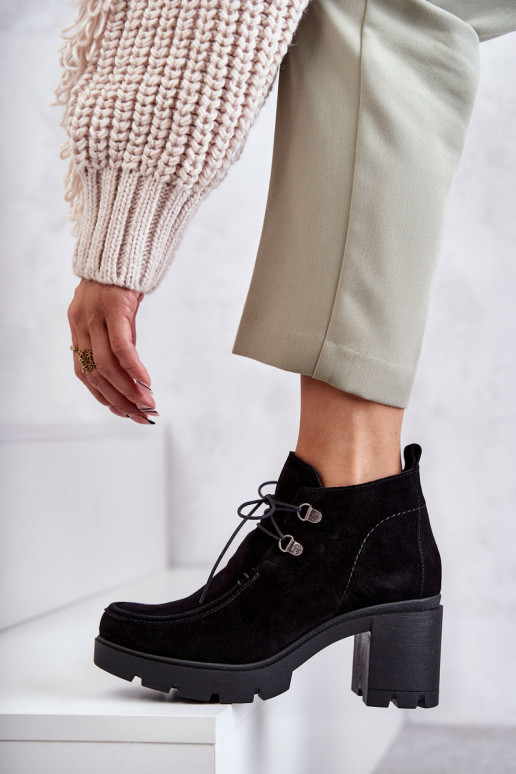 Pealiste omad Seemisnahast kingad nööritavad msuud Lemar Sellel onrianne Pealiste omad Seemisnahast kingad nööritavad msuud Lemar Sellel onrianne