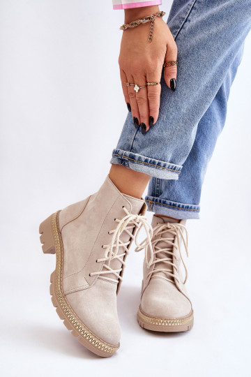 Pealiste poolsaapad laiade nööridega Lesisseski Shoes 3285 Elevandiluu värvi 2