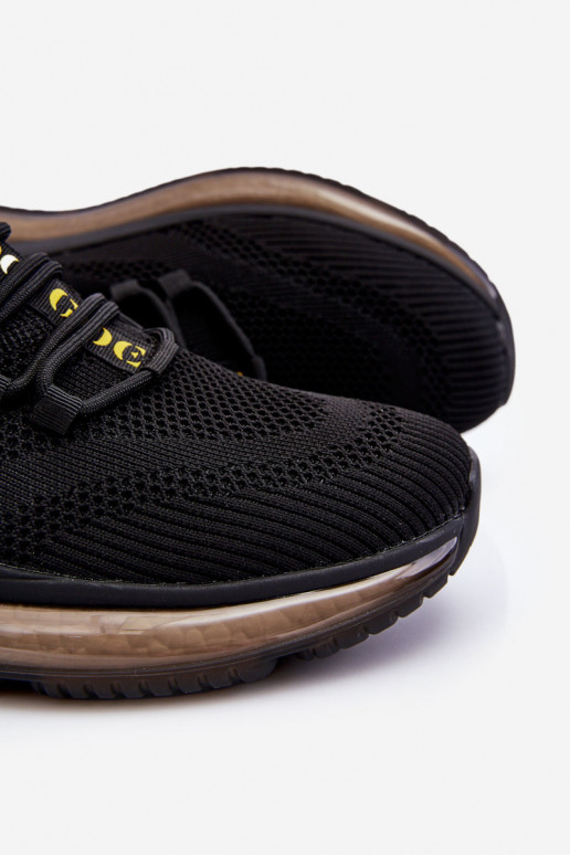 Slip-on meeste omad spordijalatsid GOE LL1N4024 msuud Slip-on meeste omad spordijalatsid GOE LL1N4024 msuud