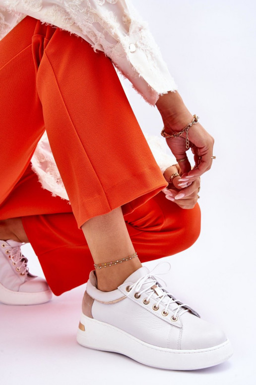 Pealiste omad Pealhk spordijalatsid platvormiga valget värvi Caressa Pealiste omad Pealhk spordijalatsid platvormiga valget värvi Caressa