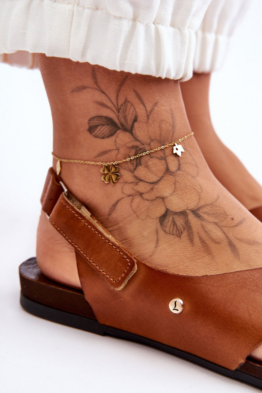 Pealistesandaalid krõpsudega kinnitatav pruunid värvi Lemar Addison Pealistesandaalid krõpsudega kinnitatav pruunid värvi Lemar Addison