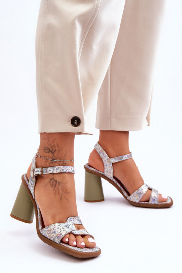 Pealistesandaalid Sellel onciejka 06029-24 Valget-Rohelist värvi