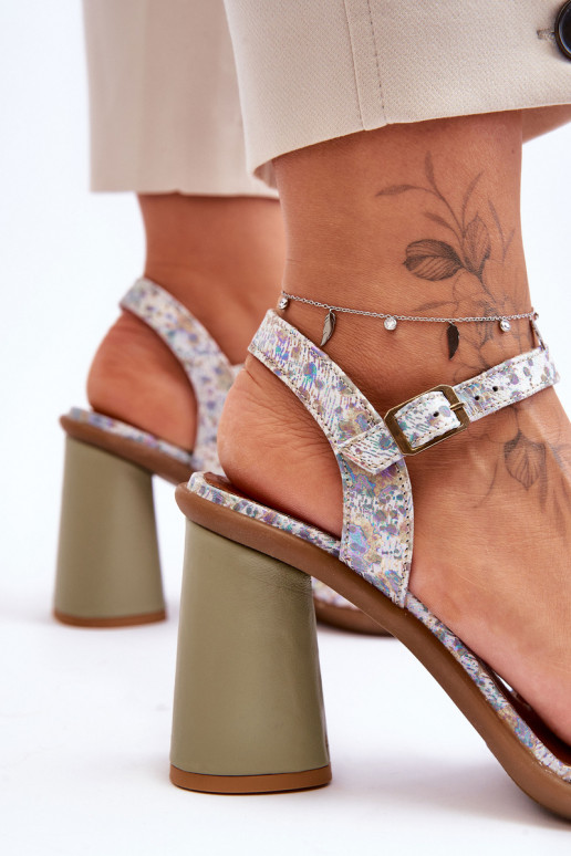 Pealistesandaalid Sellel onciejka 06029-24 Valget-Rohelist värvi Pealistesandaalid Sellel onciejka 06029-24 Valget-Rohelist värvi