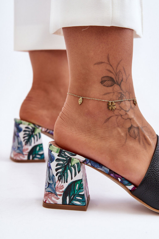 Pealiste omad Plätud naturaalsest nahast kõrge jämeda kontsaga Lesisseski Shoes 3209/K msuud Pealiste omad Plätud naturaalsest nahast kõrge jämeda kontsaga Lesisseski Shoes 3209/K msuud