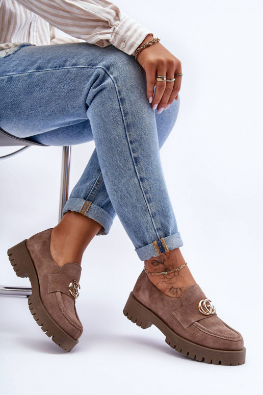 Pealiste omad jalatsid seemisnakhsed kaunistustega beeži värvi Rosefalls Pealiste omad jalatsid seemisnakhsed kaunistustega beeži värvi Rosefalls