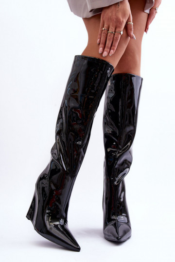 Laque pika säärega saapad Kiilu peal msuud Delinn