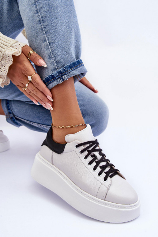 Pealiste omad spordijalatsid Pealhk platvormil Valget-msuud Lemar 10150