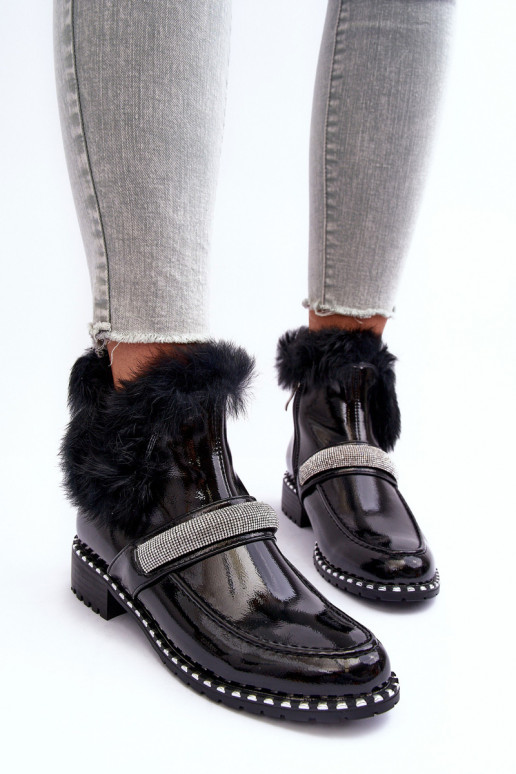 Sellel ondal Pealiste poolsaapad Laque karusnahaga Ja Dekoratsioon S.Barski MR870-74 msuud