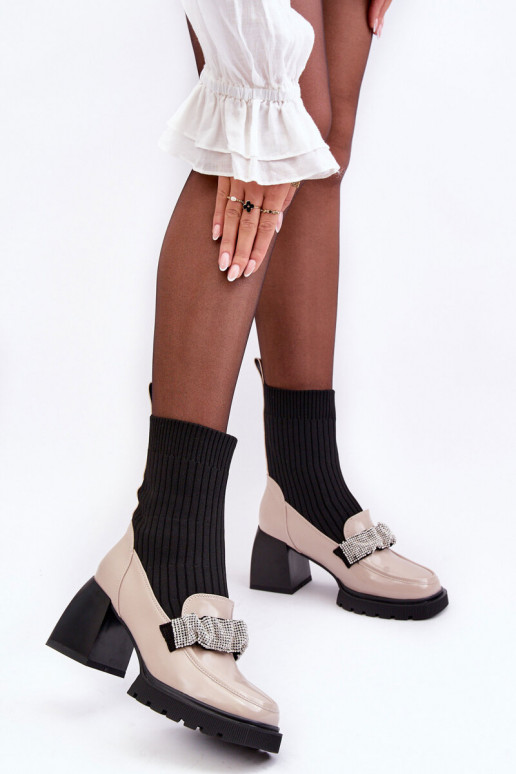 Pealiste poolsaapad Skarpetilt kõrge jämeda kontsaga beeži värvi S.Barski MR870-41 Pealiste poolsaapad Skarpetilt kõrge jämeda kontsaga beeži värvi S.Barski MR870-41