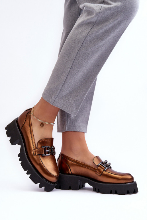 Pealiste omad Pealhk jalatsid Mokassiinid kaunistustega Laura Messi 2699 Kuldset värvi Pealiste omad Pealhk jalatsid Mokassiinid kaunistustega Laura Messi 2699 Kuldset värvi