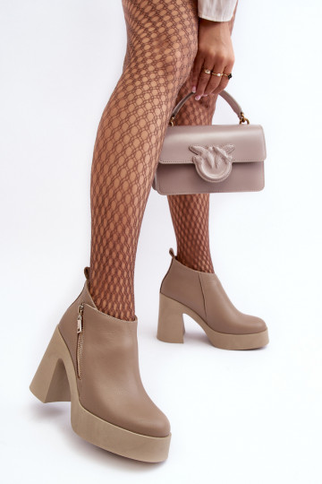 Pealiste poolsaapad Sellel onssiivsel poolusel tõmblukuga 1755 Zazoo beeži värvi