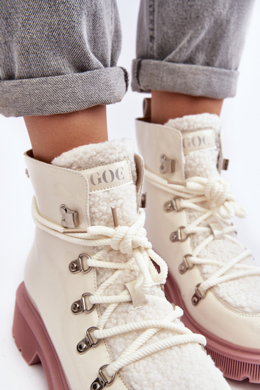 Laque Pealhk Pealiste poolsaapad jalanõud Pealiste omad GOE MM2N4083 valget värvi