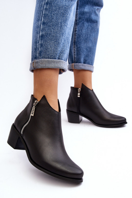 Pealhk Pealiste poolsaapad Sellel ondala ülaosaga kõrge jämeda kontsaga Liuguritega msuud Annaja Pealhk Pealiste poolsaapad Sellel ondala ülaosaga kõrge jämeda kontsaga Liuguritega msuud Annaja