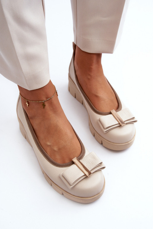 Baleriinad Pealhk platvormiga kaunistustega elevandiluu värvi Lesisseski 3384