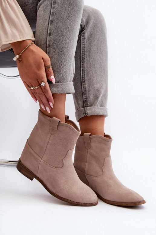 Zazoo 2326 seemisnakhsed Slip-on Pealiste poolsaapad beeži värvi