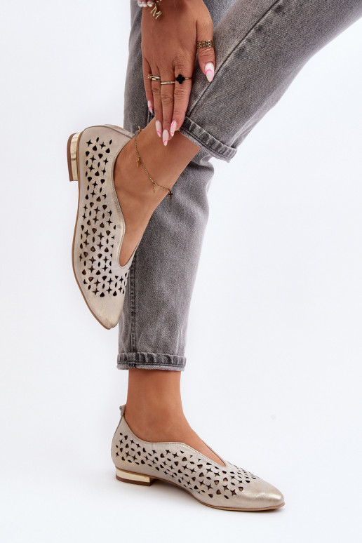 Zazoo 2883 Ažuursed baleriinad Valmistatud naturaalsest nahast Kuldset värvi Zazoo 2883 Ažuursed baleriinad Valmistatud naturaalsest nahast Kuldset värvi