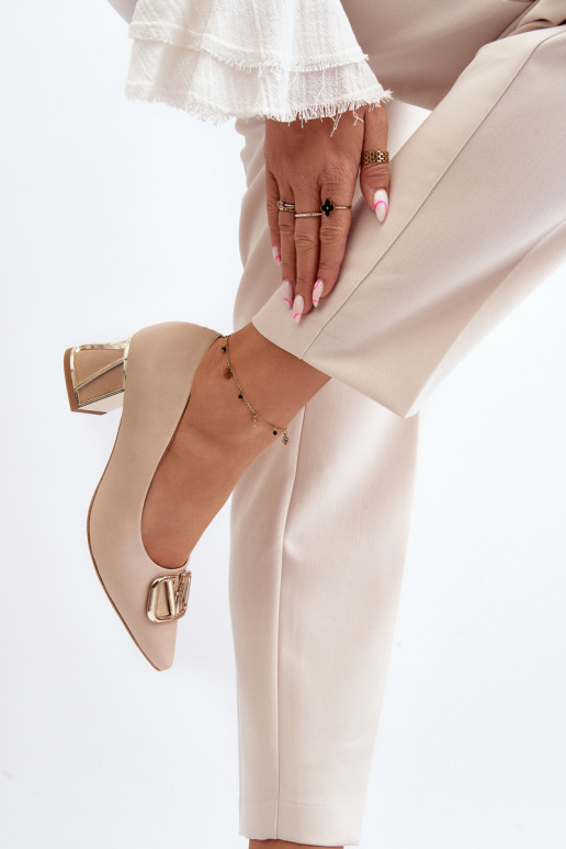 Elegantsed Kingad kaunistustega Laura Messi 2740 beeži värvi Elegantsed Kingad kaunistustega Laura Messi 2740 beeži värvi