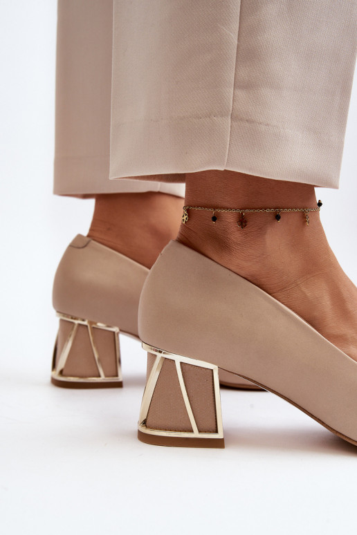 Elegantsed Kingad kaunistustega Laura Messi 2740 beeži värvi Elegantsed Kingad kaunistustega Laura Messi 2740 beeži värvi