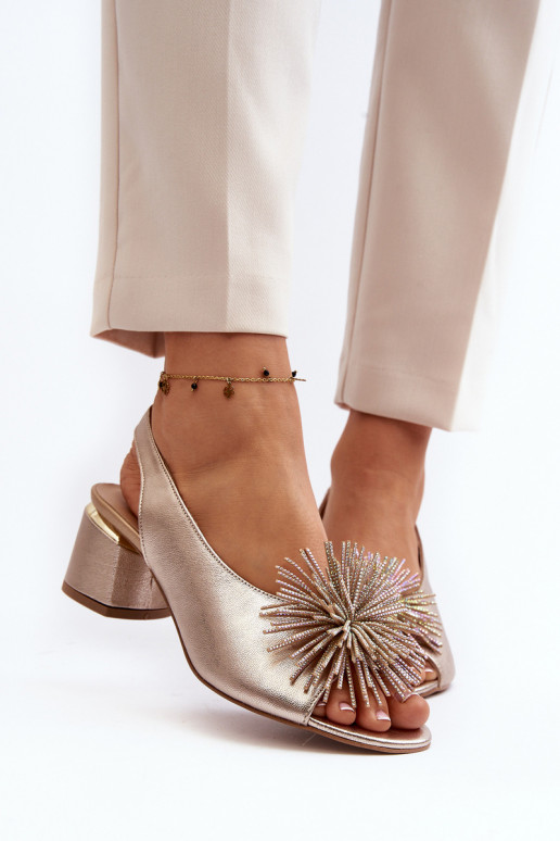 Pealistesandaalid kaunistustega Laura Messi 2719 Kuldset värvi Pealistesandaalid kaunistustega Laura Messi 2719 Kuldset värvi
