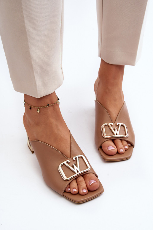 Elegantsed naiste plätud kõrge jämeda kontsaga Laura Messi 2771 beeži värvi