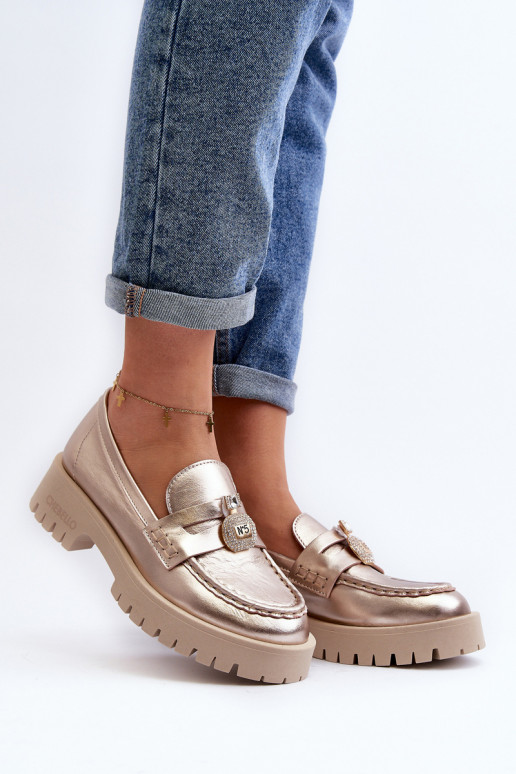 Pealhk jalatsid Mokassiinid kaunistustega CheBello 4291 Kuldset värvi