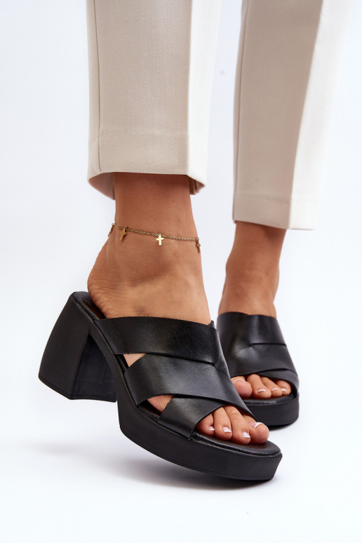 Zazoo 40373 Plätud naturaalsest nahast Klockis msuud Zazoo 40373 Plätud naturaalsest nahast Klockis msuud