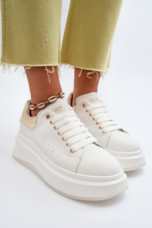 Pealhk Sneakers tüüpi jalanõud Pealiste omad GOE NN2N4031 valget värvi